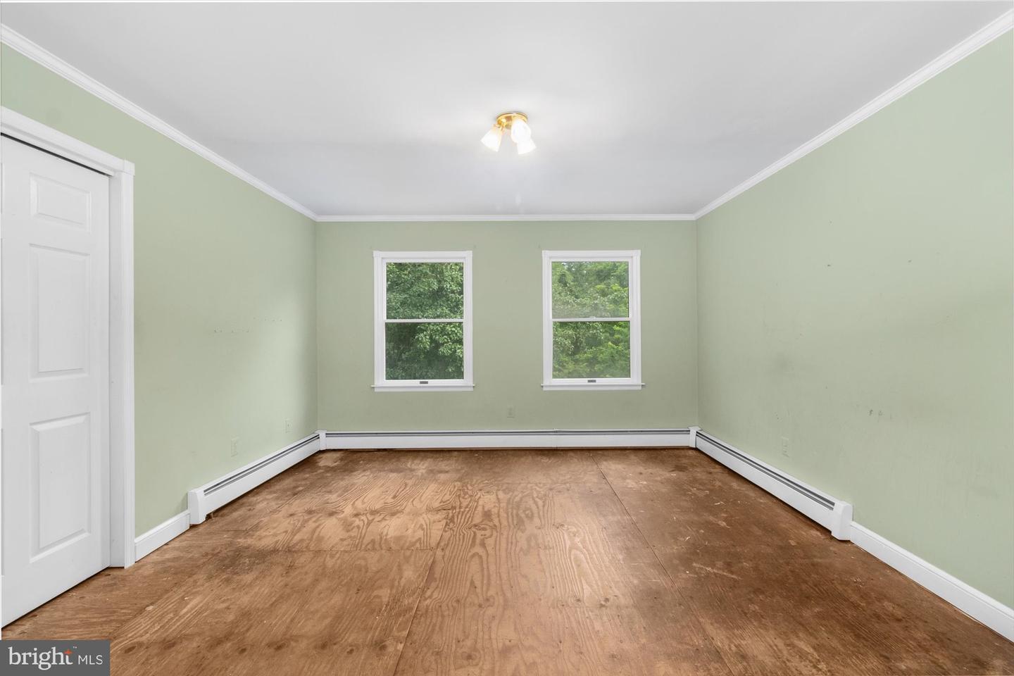 Lambertville, New Jersey, 08530, United States, 4 Bedrooms Bedrooms, ,3 BathroomsBathrooms,Residential,For Sale,1901390