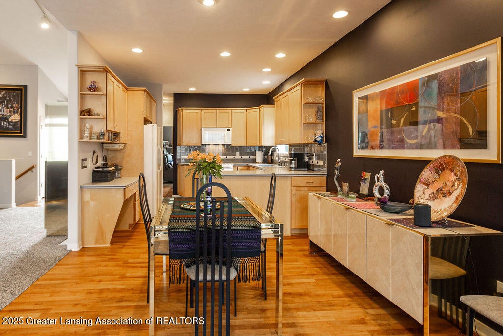 East Lansing, Michigan, 48823, United States, 3 Bedrooms Bedrooms, ,Residential,For Sale,1762272