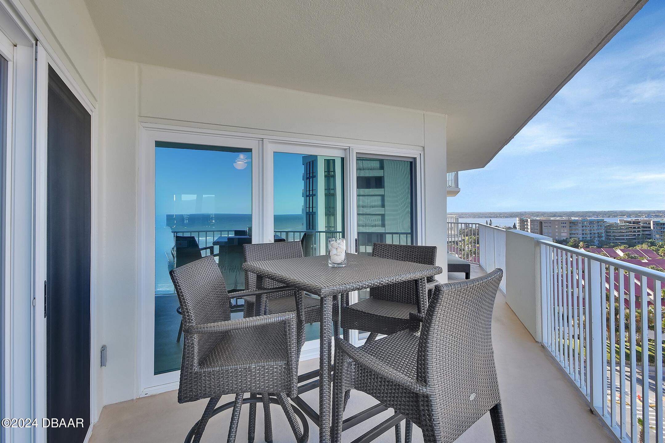 Daytona Beach Shores, Florida, 32118, United States, 2 Bedrooms Bedrooms, ,2 BathroomsBathrooms,Residential,For Sale,1924936