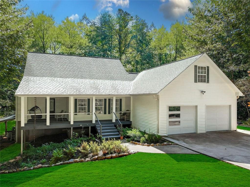 Douglasville, Georgia, 30135, United States, 3 Bedrooms Bedrooms, ,2 BathroomsBathrooms,Residential,For Sale,1947775