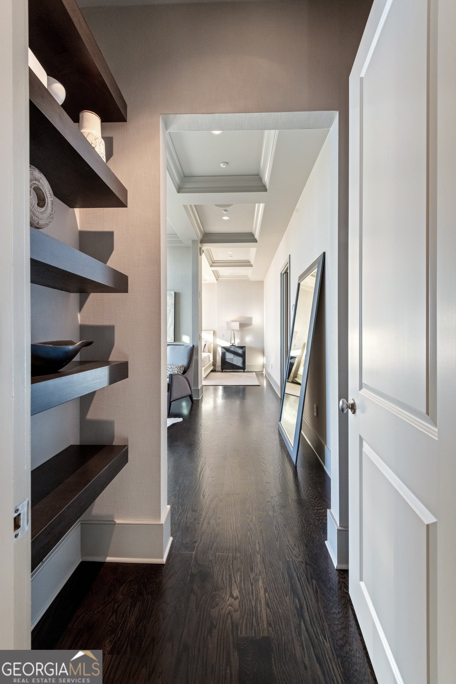 Atlanta, Georgia, 30326, United States, 3 Bedrooms Bedrooms, ,4 BathroomsBathrooms,Residential,For Sale,1858951
