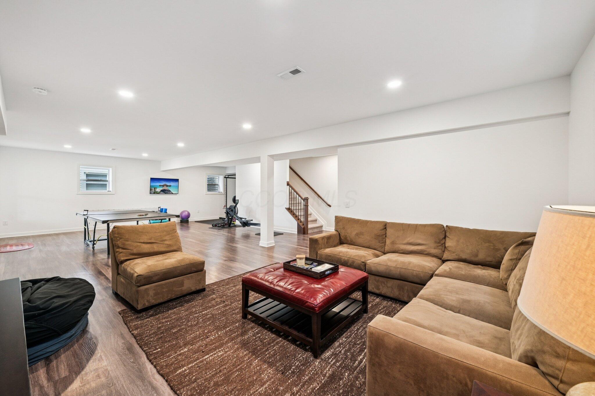 Powell, Ohio, 43065, United States, 4 Bedrooms Bedrooms, ,4 BathroomsBathrooms,Residential,For Sale,1966964