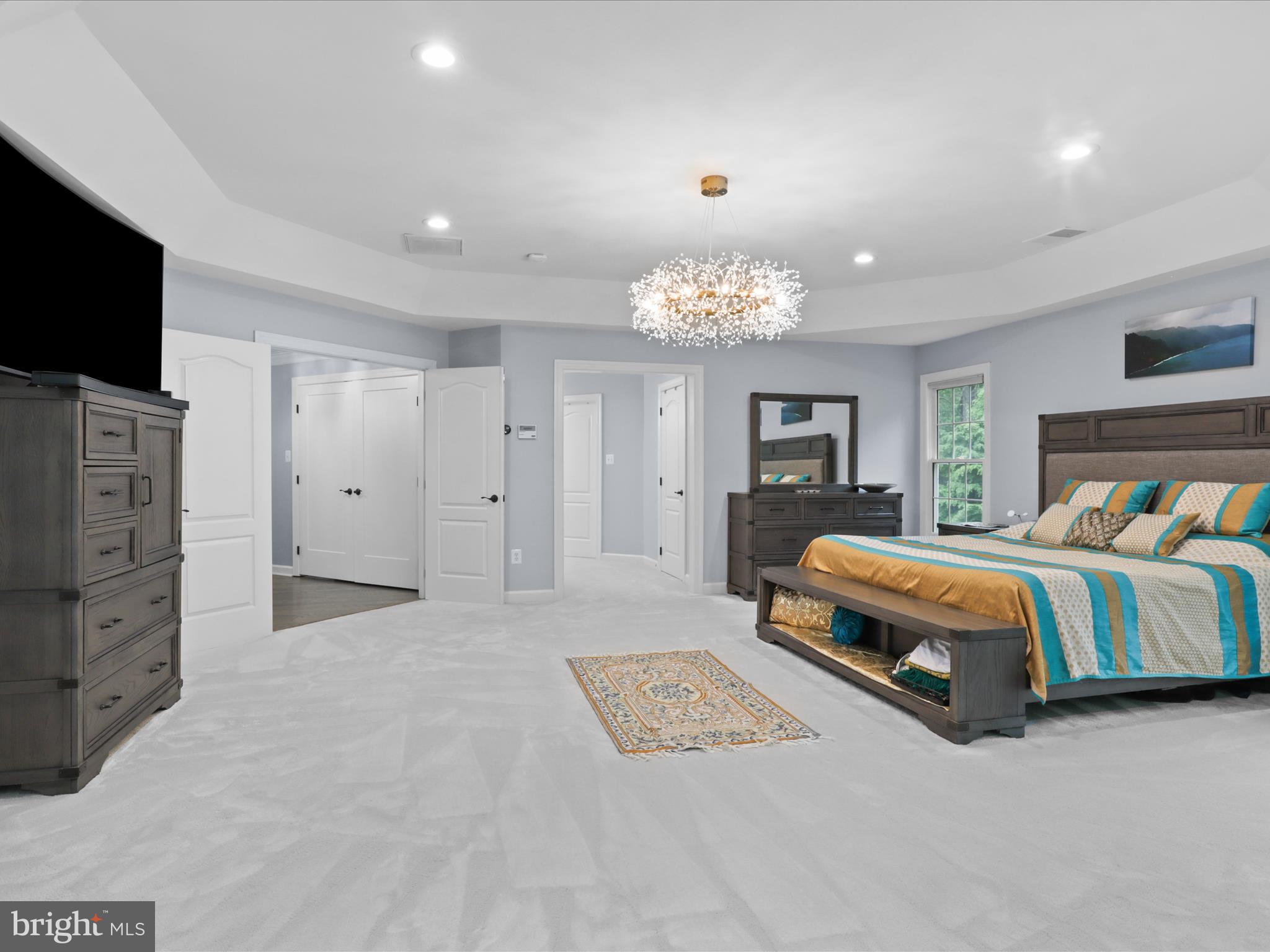 Fairfax Station, Virginia, 22039, United States, 5 Bedrooms Bedrooms, ,6 BathroomsBathrooms,Residential,For Sale,1810572