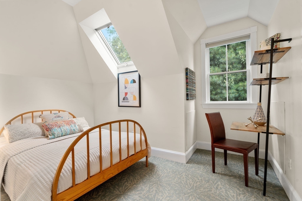 Brookline, Massachusetts, 02445, United States, 2 Bedrooms Bedrooms, ,2 BathroomsBathrooms,Residential,For Sale,1849691