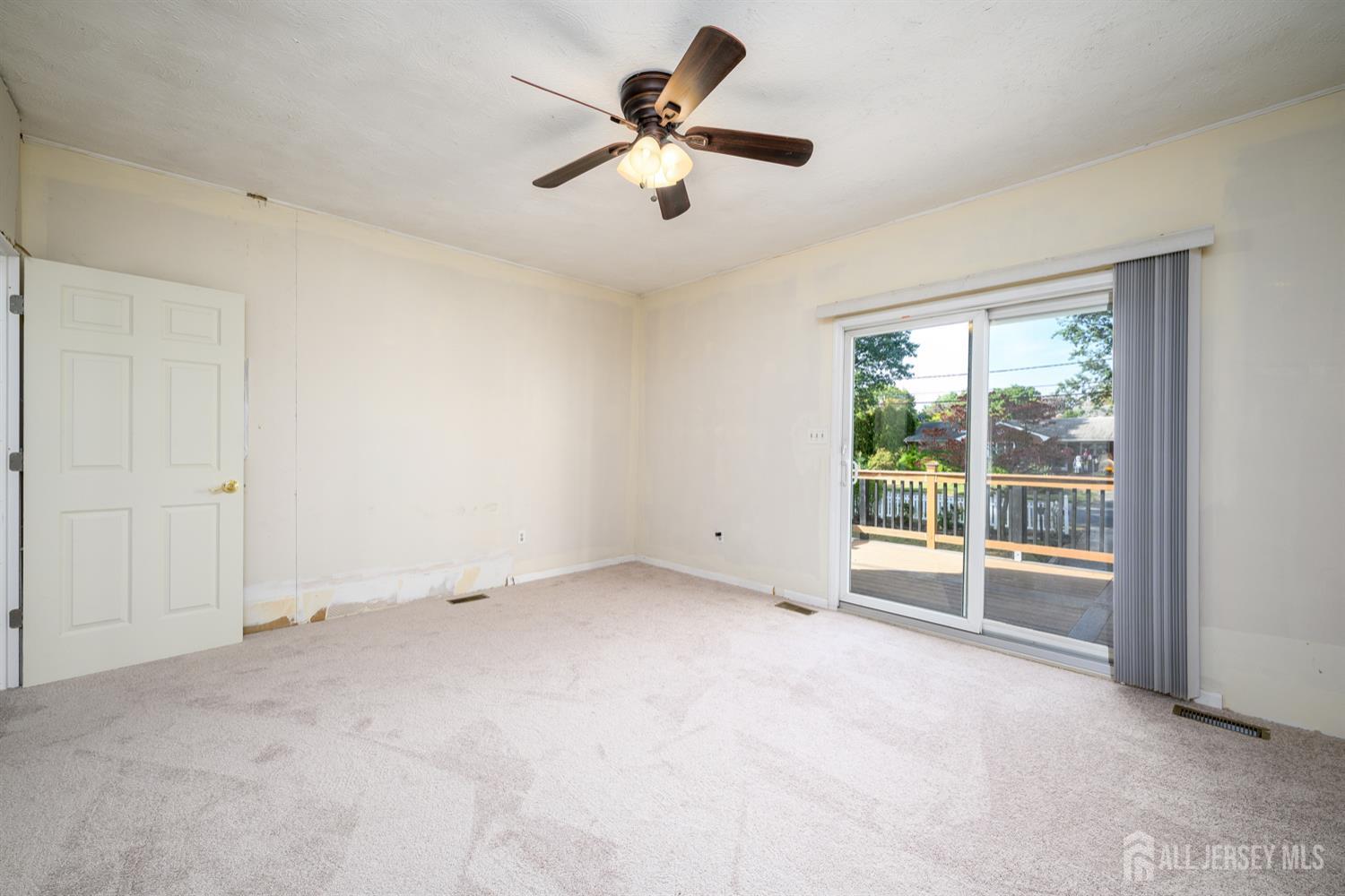 Edison, New Jersey, 08817, United States, 3 Bedrooms Bedrooms, ,2 BathroomsBathrooms,Residential,For Sale,1958154