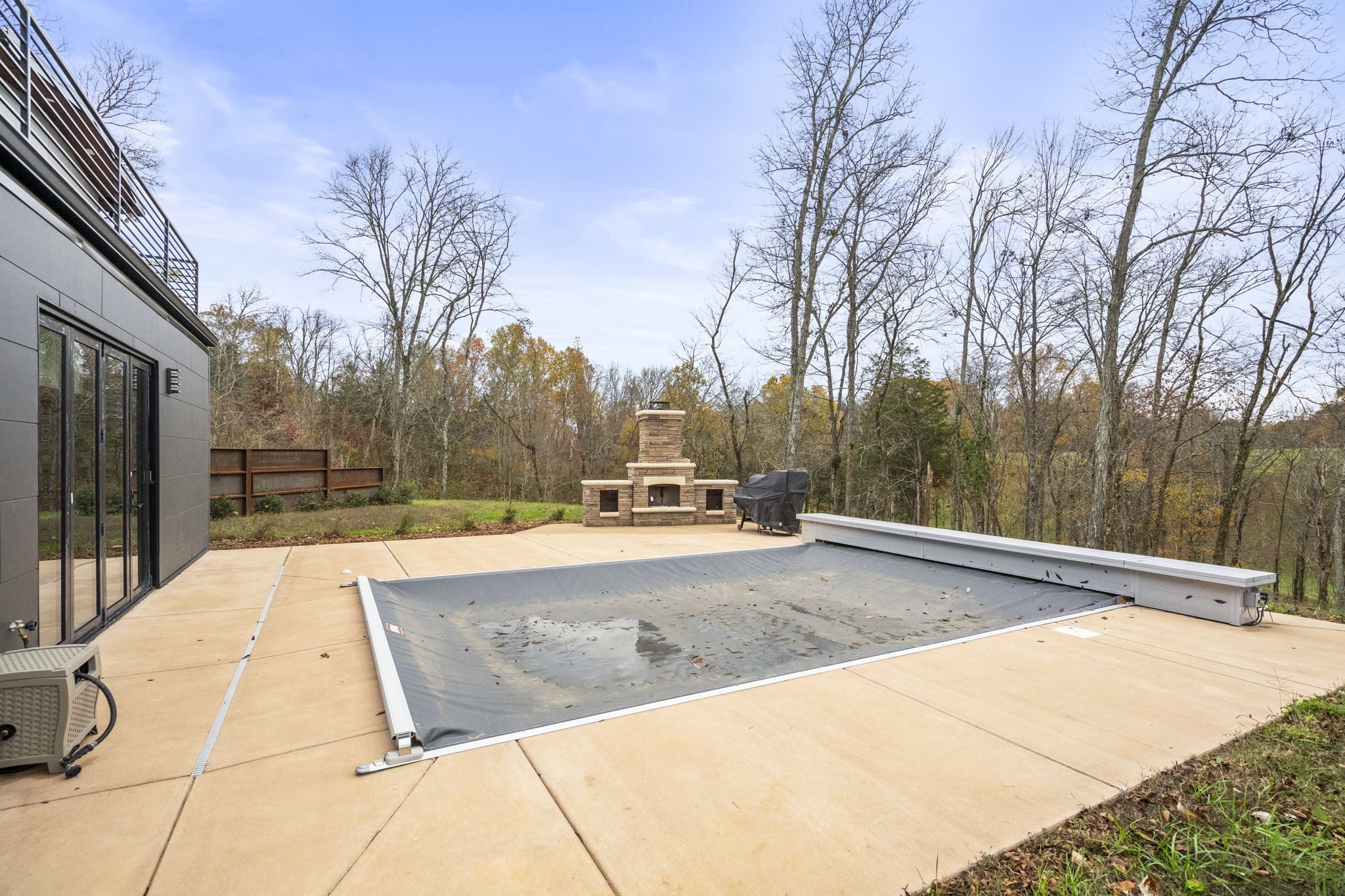 Bethpage, Tennessee, 37022, United States, 2 Bedrooms Bedrooms, ,2 BathroomsBathrooms,Residential,For Sale,1764166