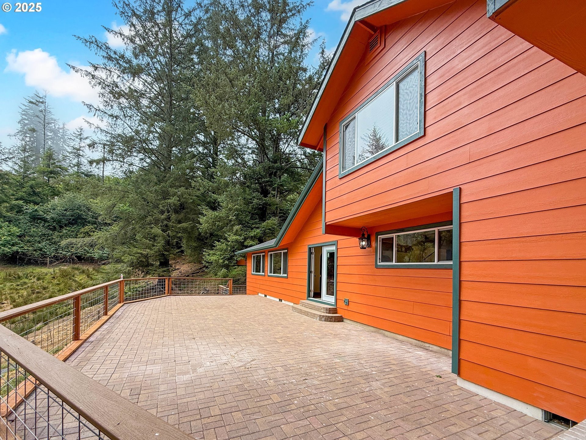 Brookings, Oregon, 97415, United States, 4 Bedrooms Bedrooms, ,2 BathroomsBathrooms,Residential,For Sale,1938199