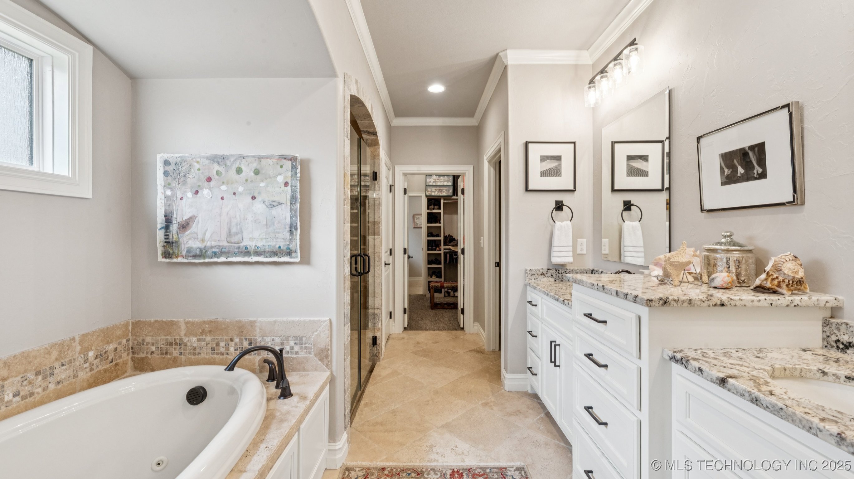 Owasso, Oklahoma, 74055, United States, 3 Bedrooms Bedrooms, ,3 BathroomsBathrooms,Residential,For Sale,1867653