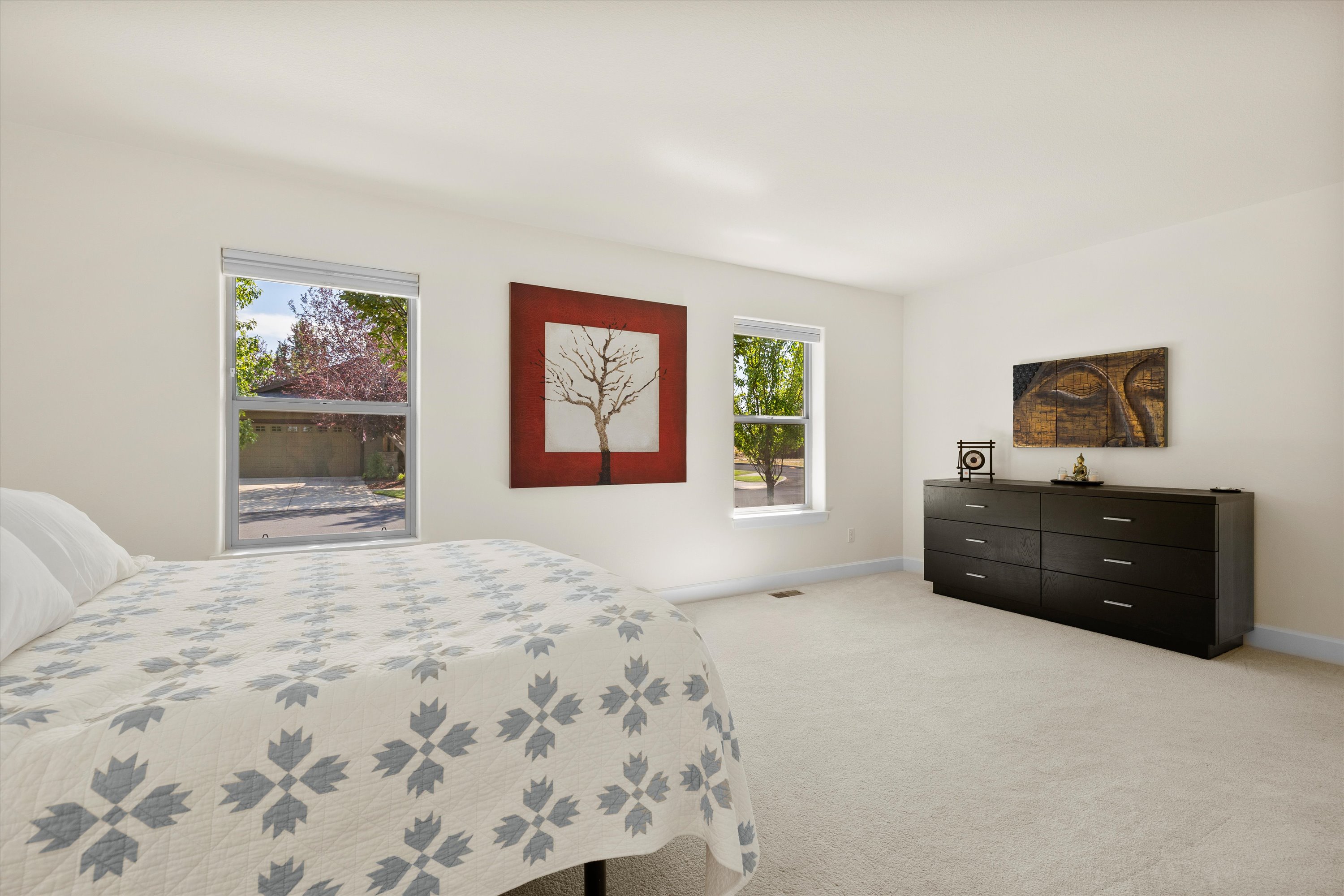 Bend, Oregon, 97702, United States, 3 Bedrooms Bedrooms, ,2 BathroomsBathrooms,Residential,For Sale,1941729