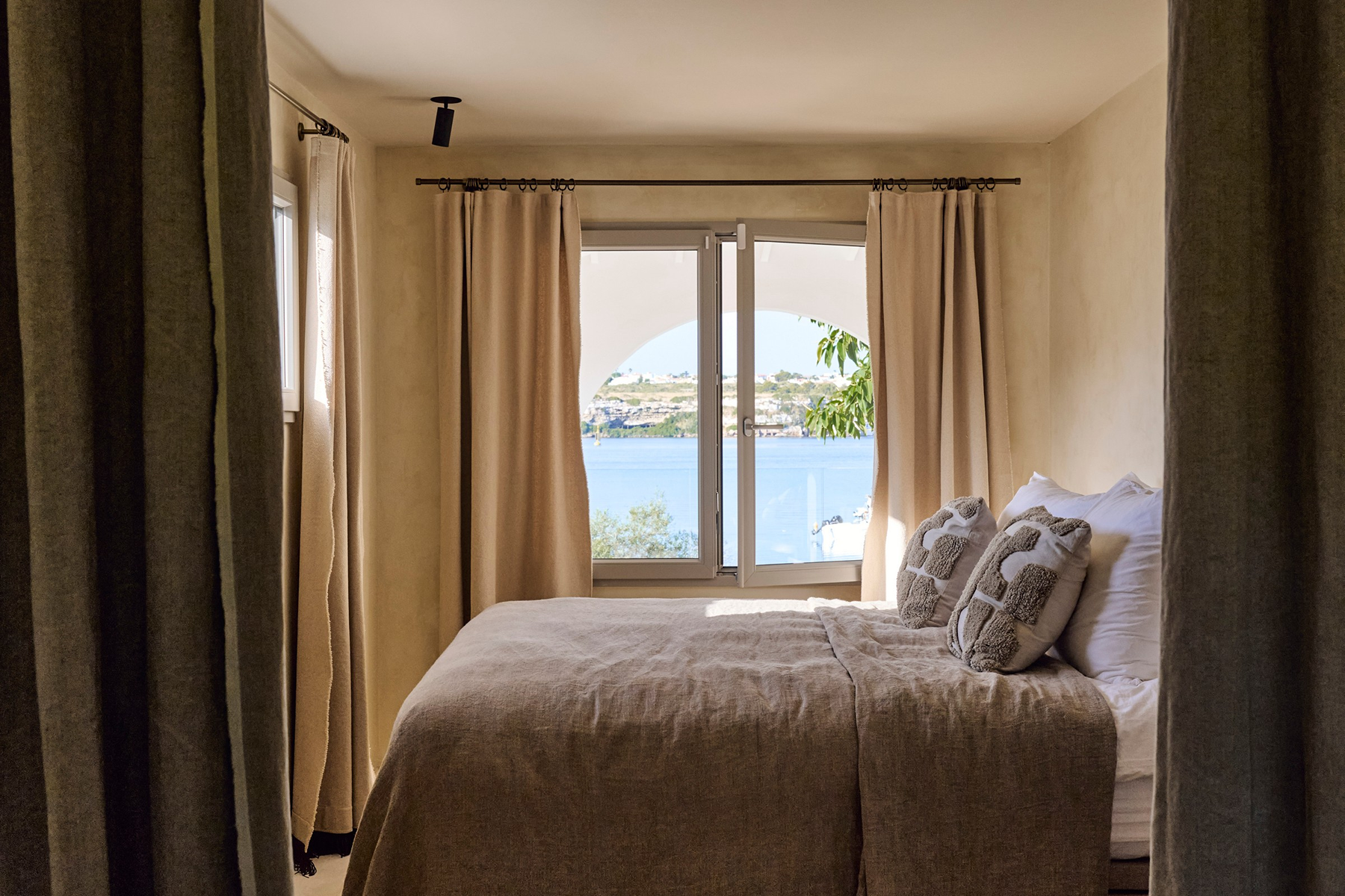  Villa with direct access to the sea in Mahón - 物件實景