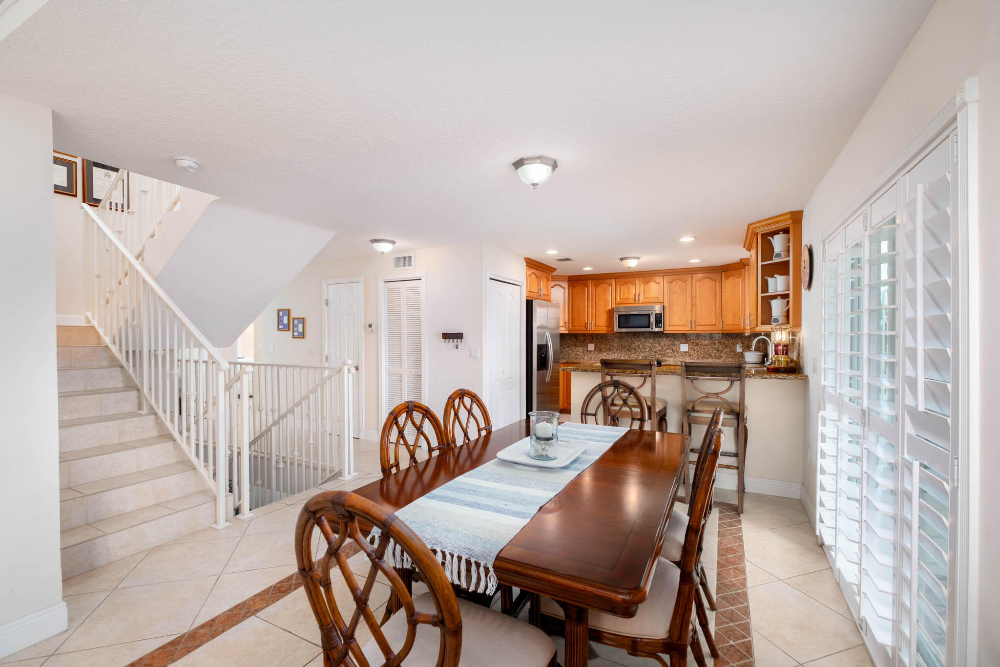 ISLAMORADA, Florida, 33036, United States, 3 Bedrooms Bedrooms, ,2 BathroomsBathrooms,Residential,For Sale,1987707