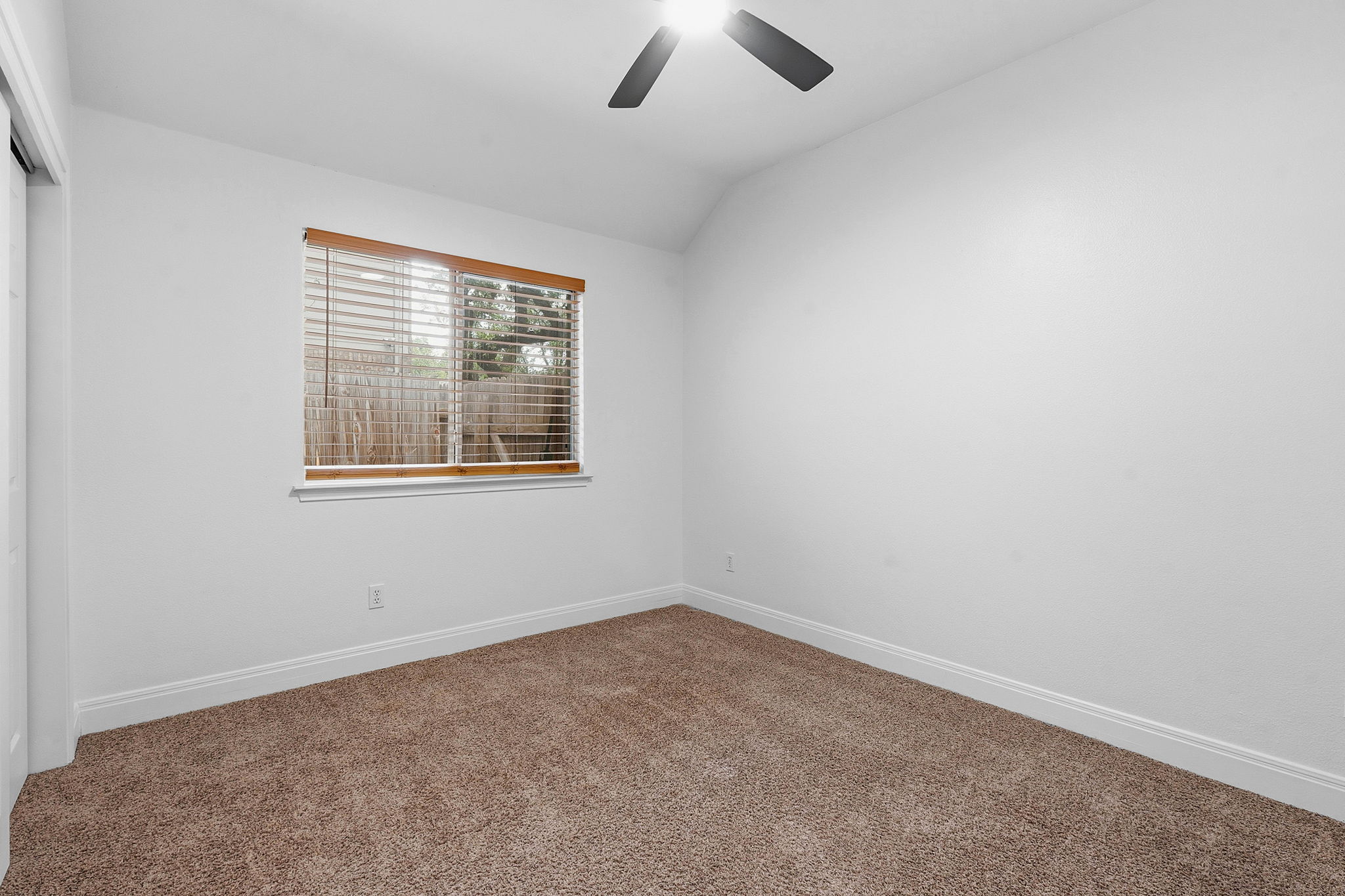  Step-Free Living on Quiet Loop  Recent Upgrades  Close-in Cedar Park - 物件實景