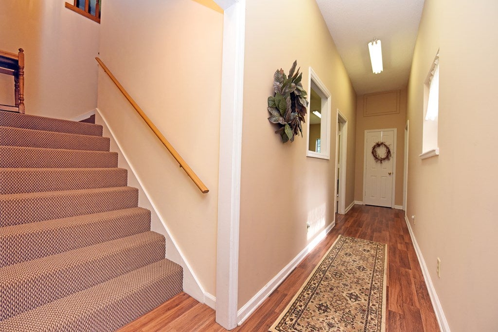 Ellijay, Georgia, 30536, United States, 4 Bedrooms Bedrooms, ,3 BathroomsBathrooms,Residential,For Sale,1940340