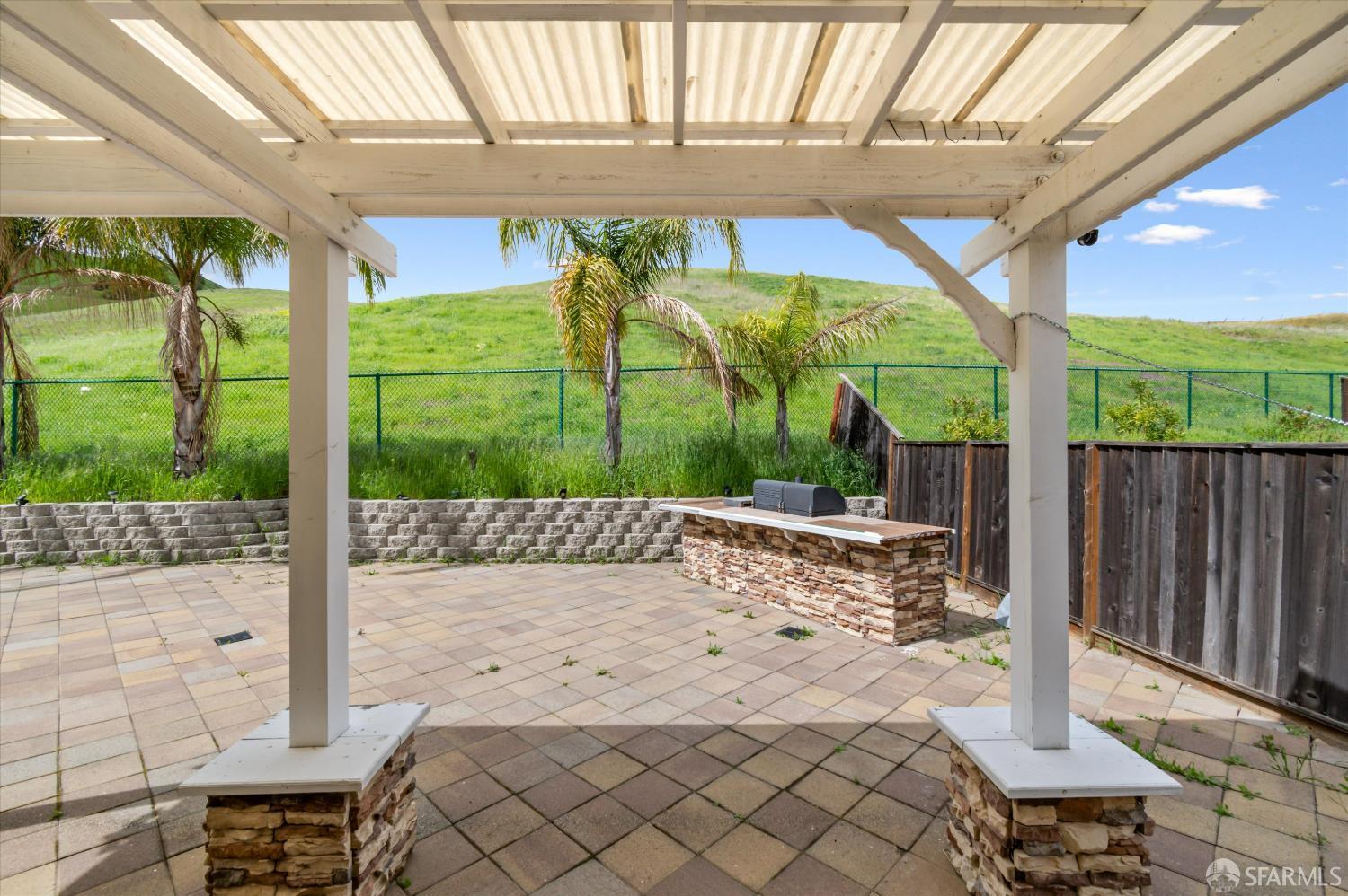 Antioch, California, 94509, United States, 5 Bedrooms Bedrooms, ,3 BathroomsBathrooms,Residential,For Sale,2002834