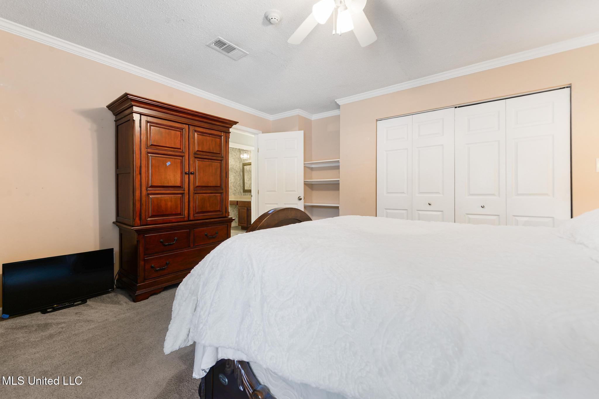 Gulfport, Mississippi, 39507, United States, 4 Bedrooms Bedrooms, ,2 BathroomsBathrooms,Residential,For Sale,2002135