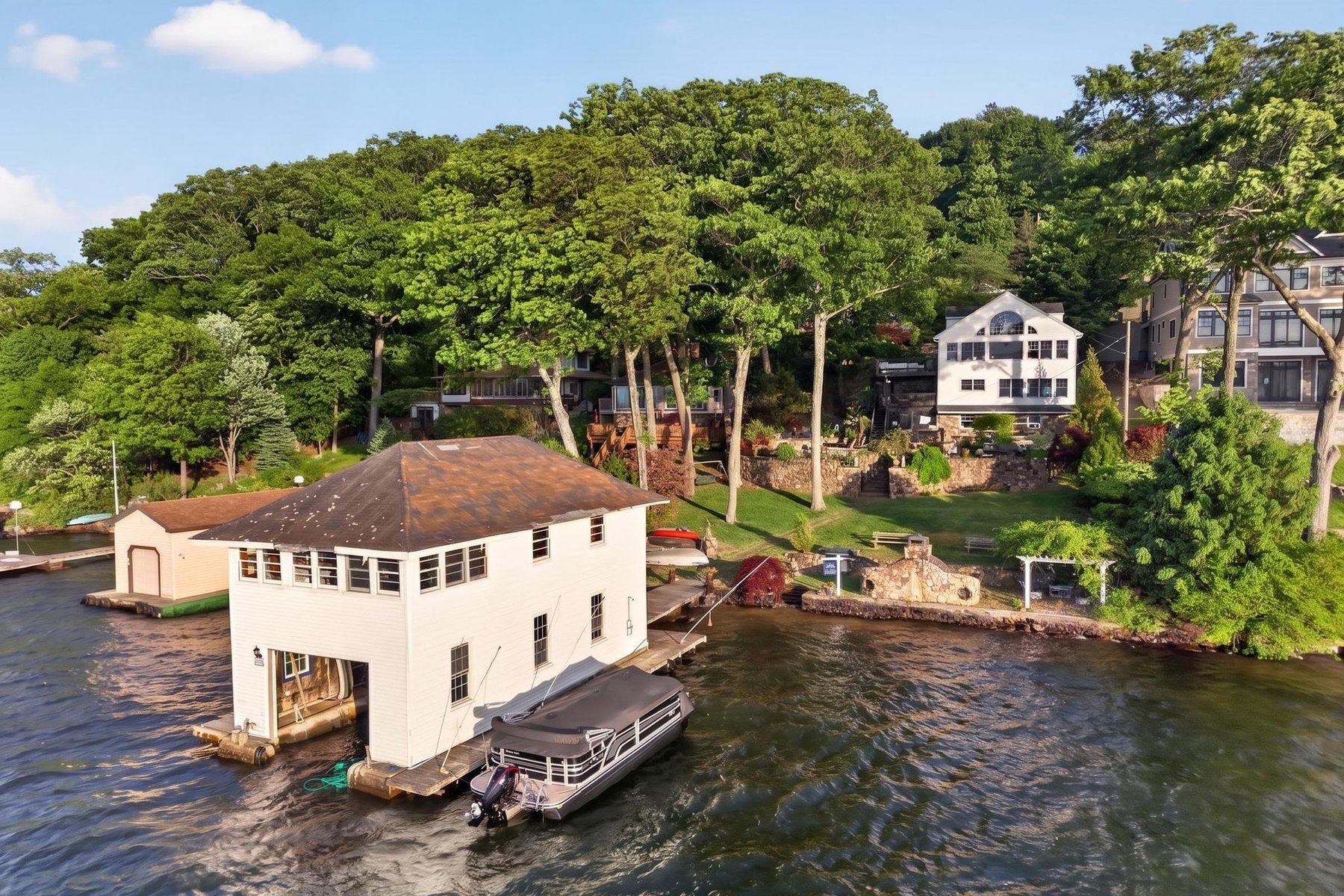  ?Sunset Cover Retreat? on Lake Hopatcong - 物件實景