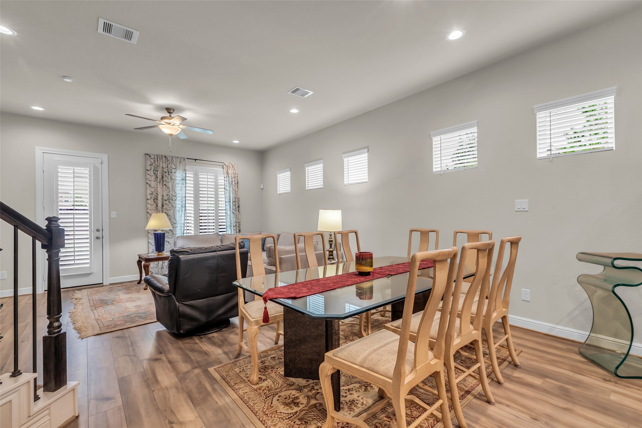 Houston, Texas, 77080, United States, 4 Bedrooms Bedrooms, ,4 BathroomsBathrooms,Residential,For Sale,1934317