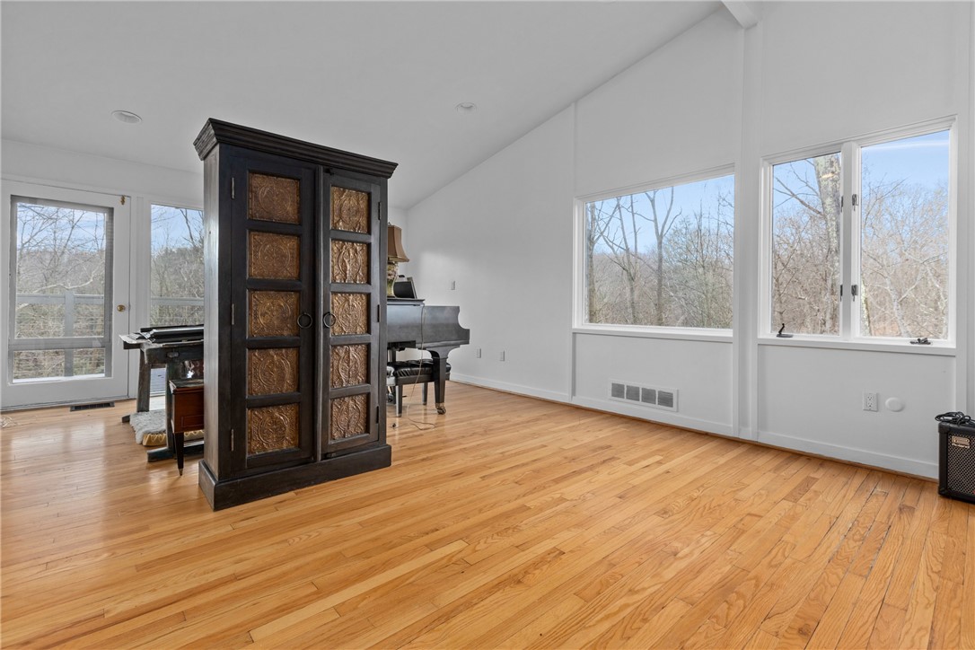 Fox Chapel, Pennsylvania, 15215, United States, 4 Bedrooms Bedrooms, ,5 BathroomsBathrooms,Residential,For Sale,1927245