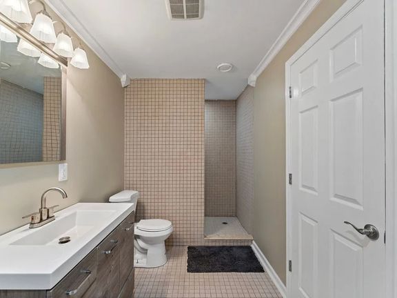 Manassas Park, Virginia, 20111, United States, 4 Bedrooms Bedrooms, ,4 BathroomsBathrooms,Residential,For Sale,1978924