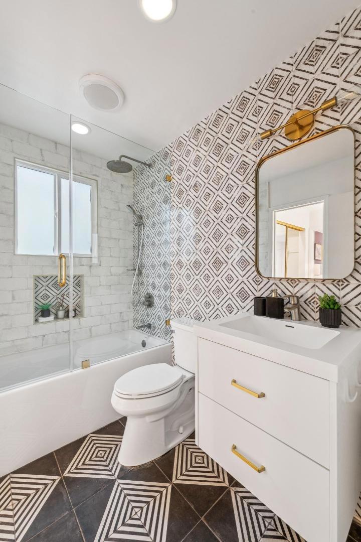 San Francisco, California, 94132, United States, 4 Bedrooms Bedrooms, ,3 BathroomsBathrooms,Residential,For Sale,2005595