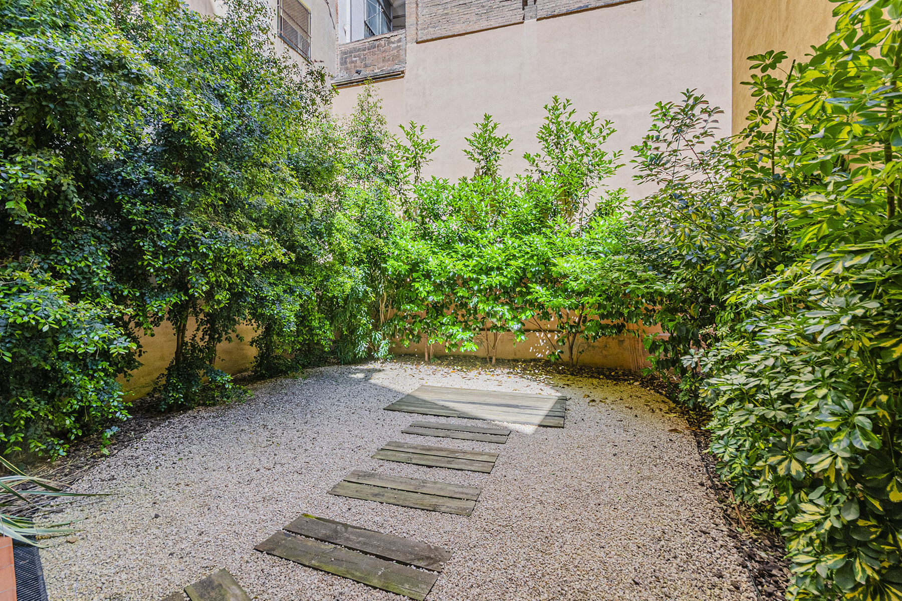  New building finished with a wonderful garden next to Sant Antoni - 物件實景