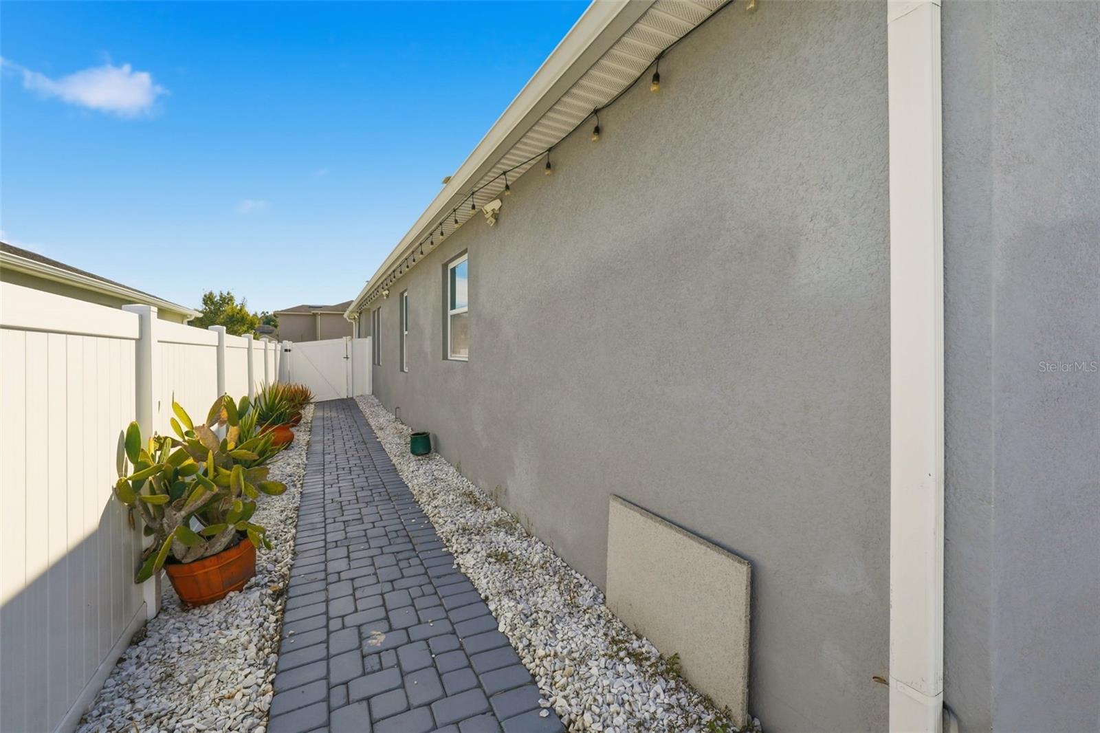 KISSIMMEE, Florida, 34744, United States, 4 Bedrooms Bedrooms, ,4 BathroomsBathrooms,Residential,For Sale,1986116