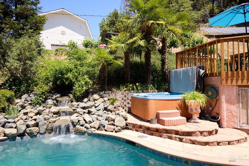 Redwood Valley, California, 95470-8010, United States, 3 Bedrooms Bedrooms, ,2 BathroomsBathrooms,Residential,For Sale,1984443