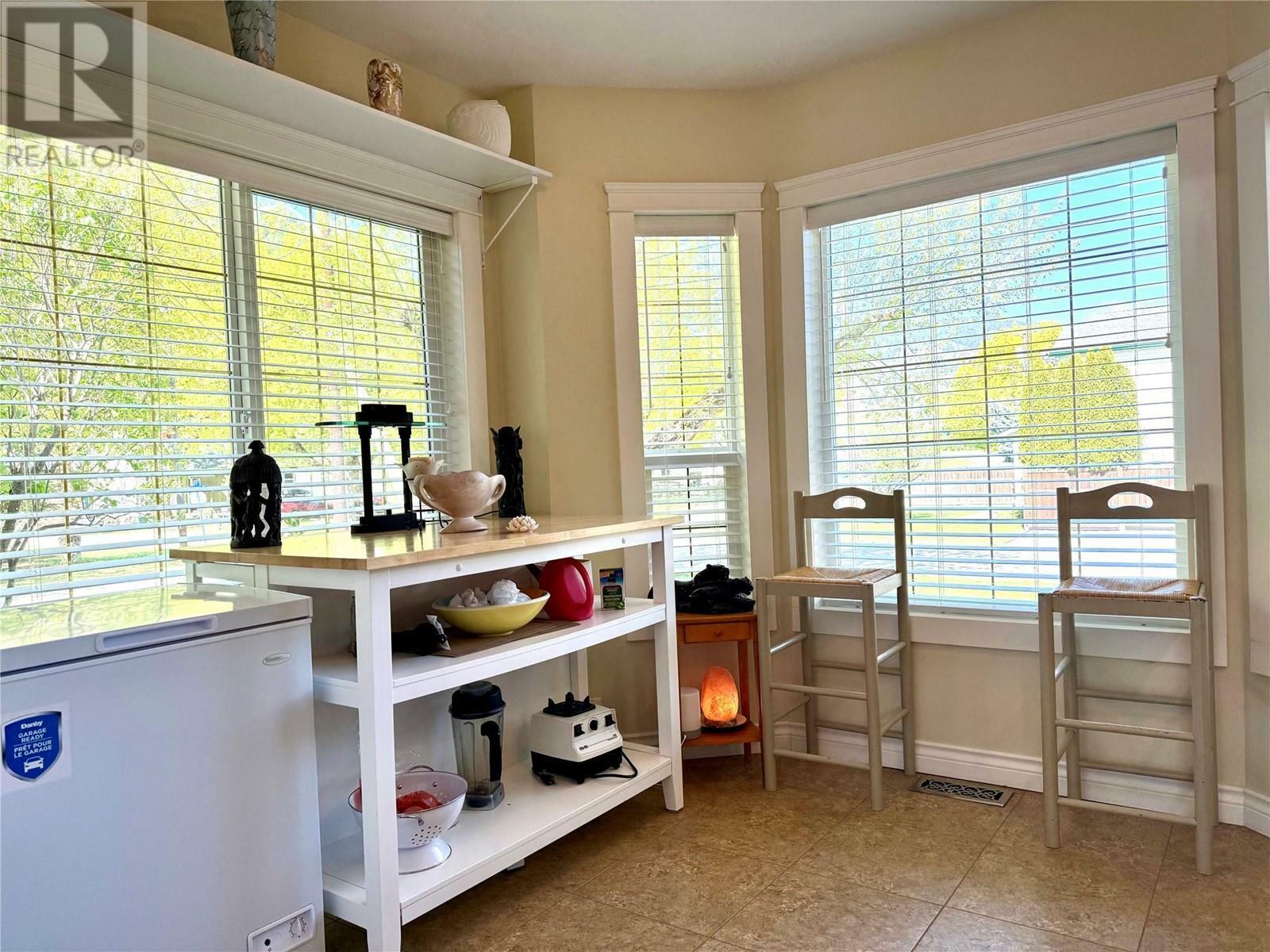 GRAND FORKS, British Columbia, V0H 1H0, CA, 5 Bedrooms Bedrooms, ,2 BathroomsBathrooms,Residential,For Sale,1837814