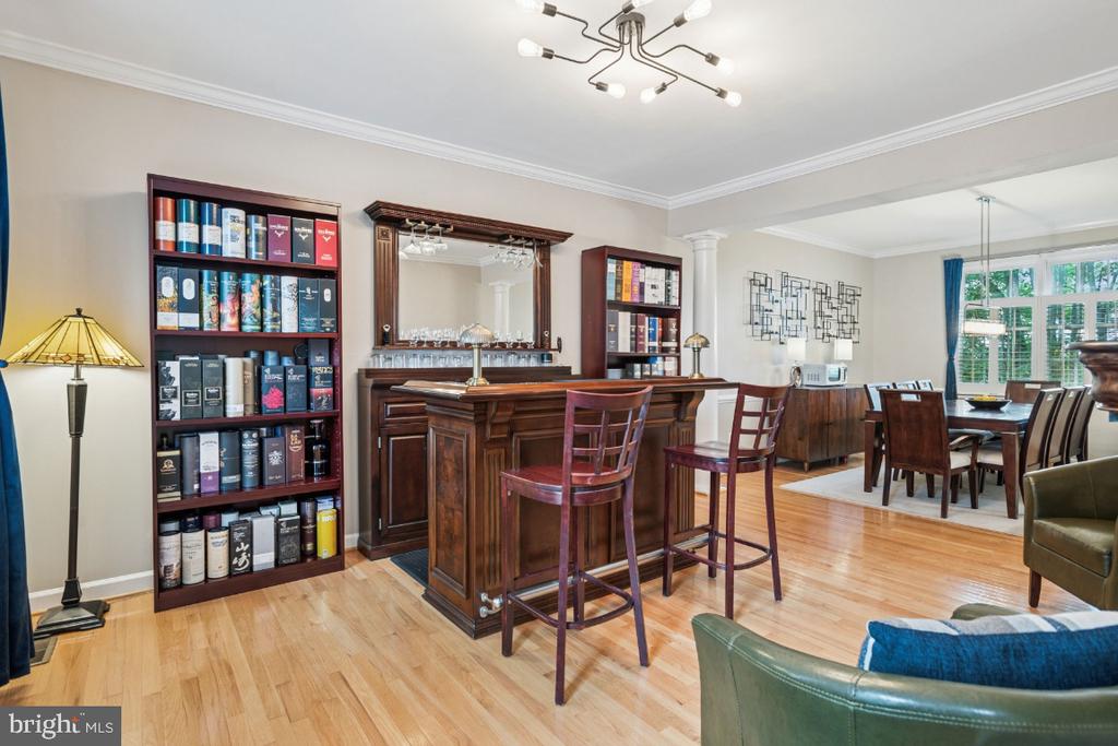 Leesburg, Virginia, 20176, United States, 4 Bedrooms Bedrooms, ,5 BathroomsBathrooms,Residential,For Sale,1900813