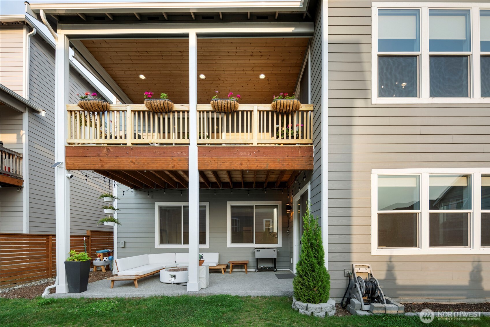 Edgewood, Washington, 98371, United States, 5 Bedrooms Bedrooms, ,4 BathroomsBathrooms,Residential,For Sale,1939200