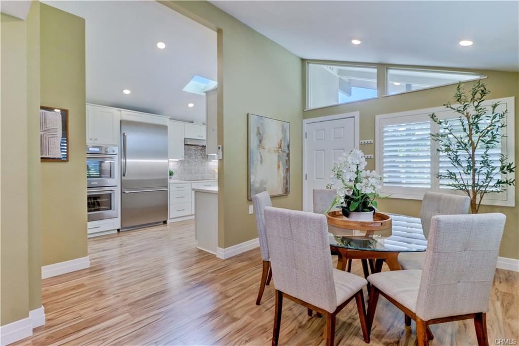 Laguna Woods, California, CA, United States, 2 Bedrooms Bedrooms, ,Residential,For Sale,2006488