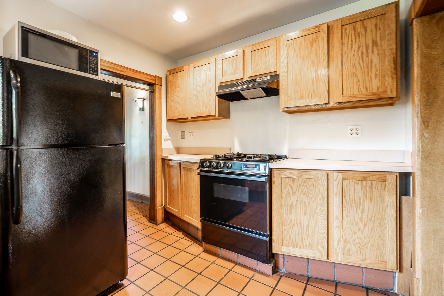  Charming Indianapolis Home with Stained Woodwork and Hardwood Floors - 物件實景