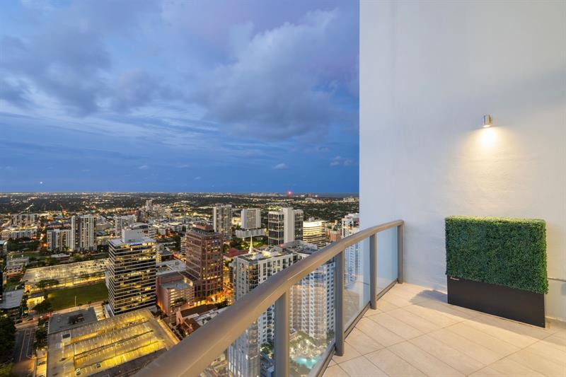 Fort Lauderdale, Florida, 33301, United States, 5 Bedrooms Bedrooms, ,7 BathroomsBathrooms,Residential,For Sale,1940975