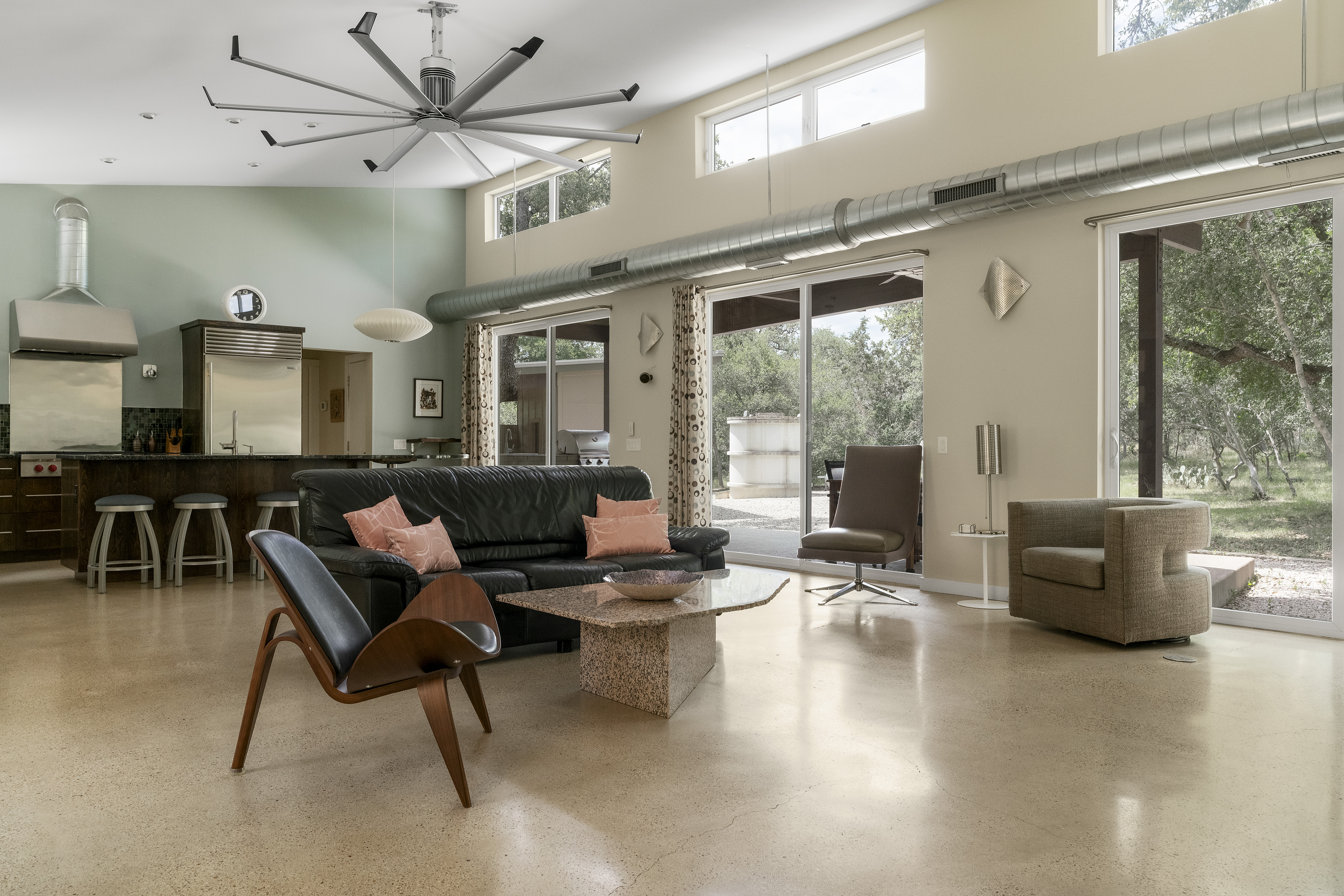  A Modern Hill Country Retreat on 5 Lush Acres - 物件實景