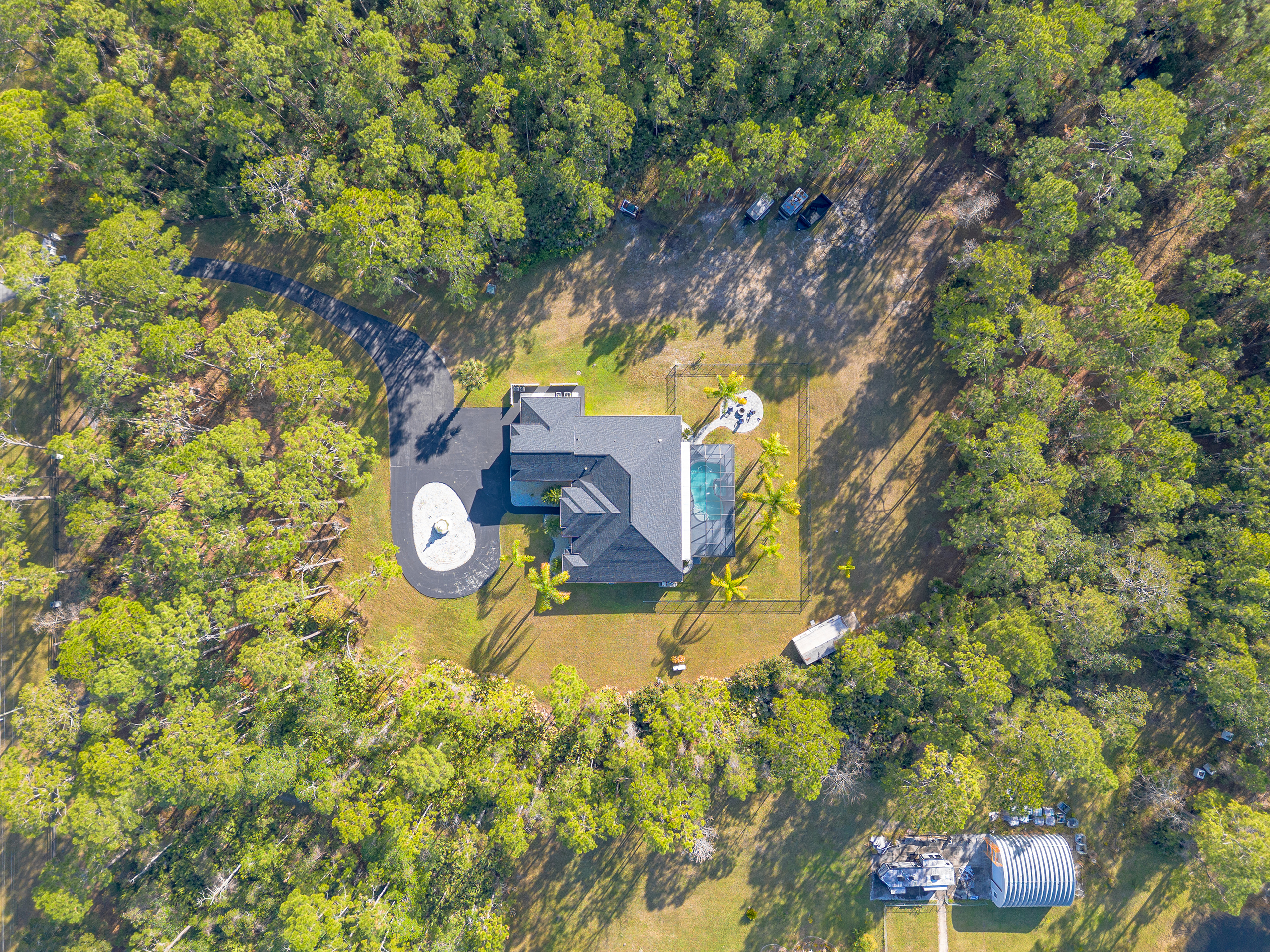 Daytona Beach, Florida, 32124, United States, 5 Bedrooms Bedrooms, ,4 BathroomsBathrooms,Residential,For Sale,2006264