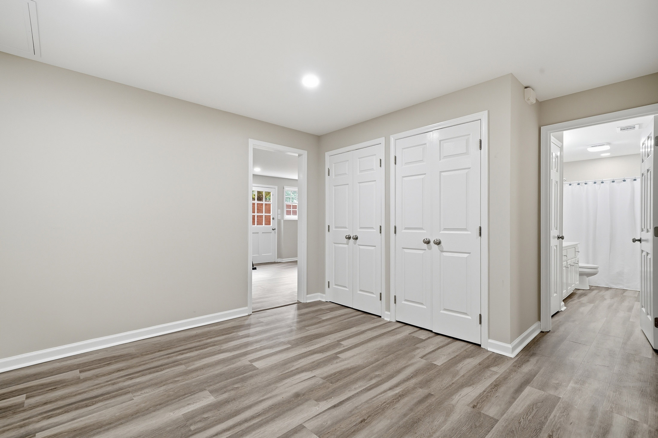  Tucked Into a Cul-de-Sac in Johns Creek’s Sought-After Glastonberry Neighborhood - 物件實景