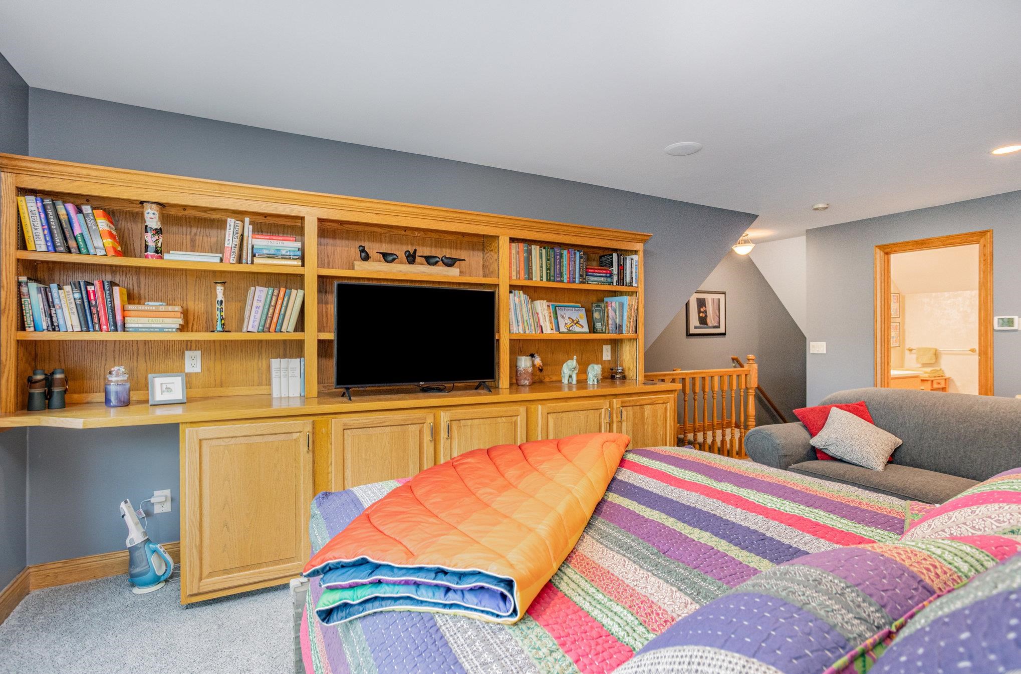 Bay City, Michigan, 48706, United States, 4 Bedrooms Bedrooms, ,5 BathroomsBathrooms,Residential,For Sale,1986135