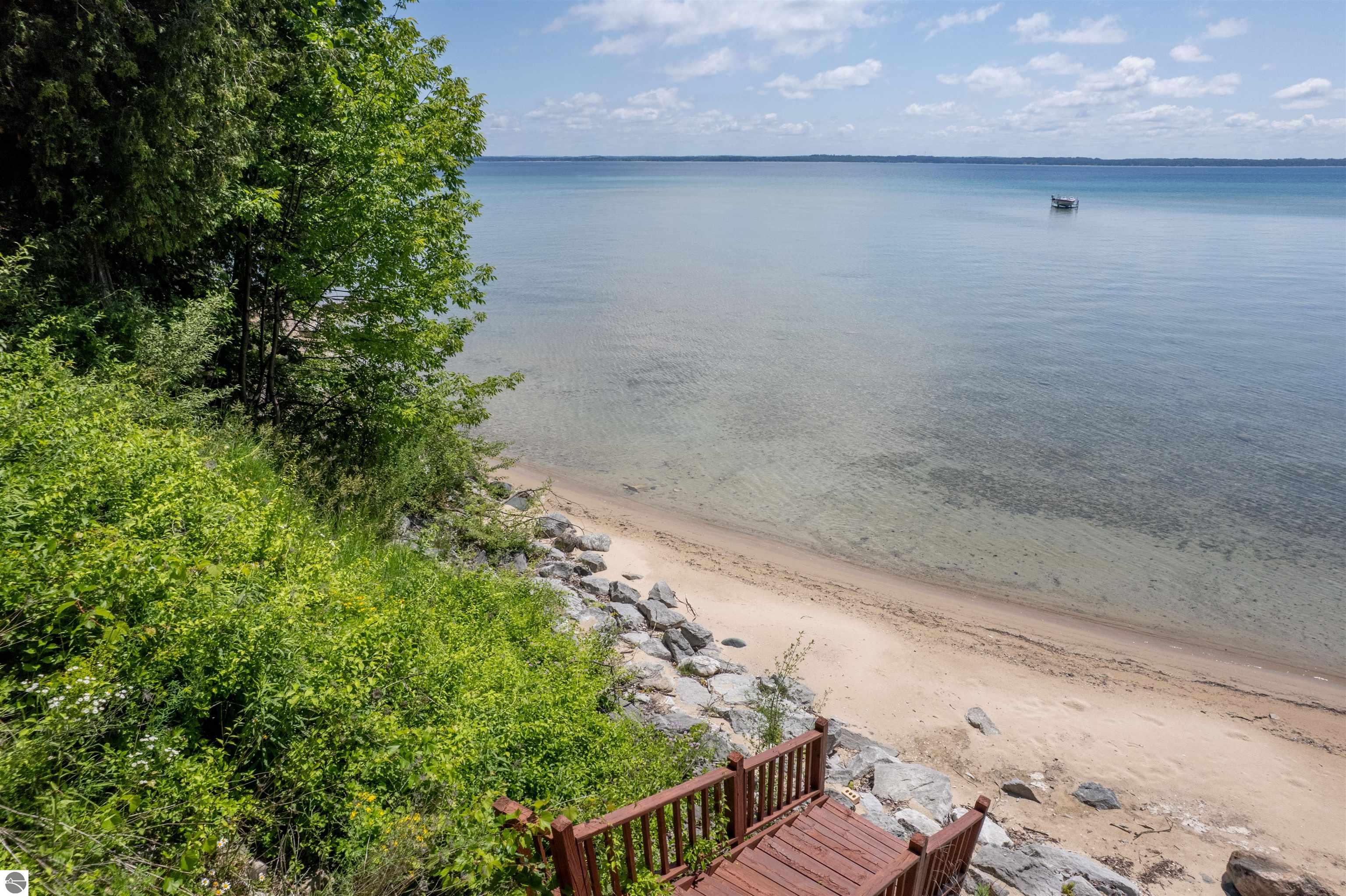 Traverse City, Michigan, 49686, United States, 5 Bedrooms Bedrooms, ,4 BathroomsBathrooms,Residential,For Sale,1770501