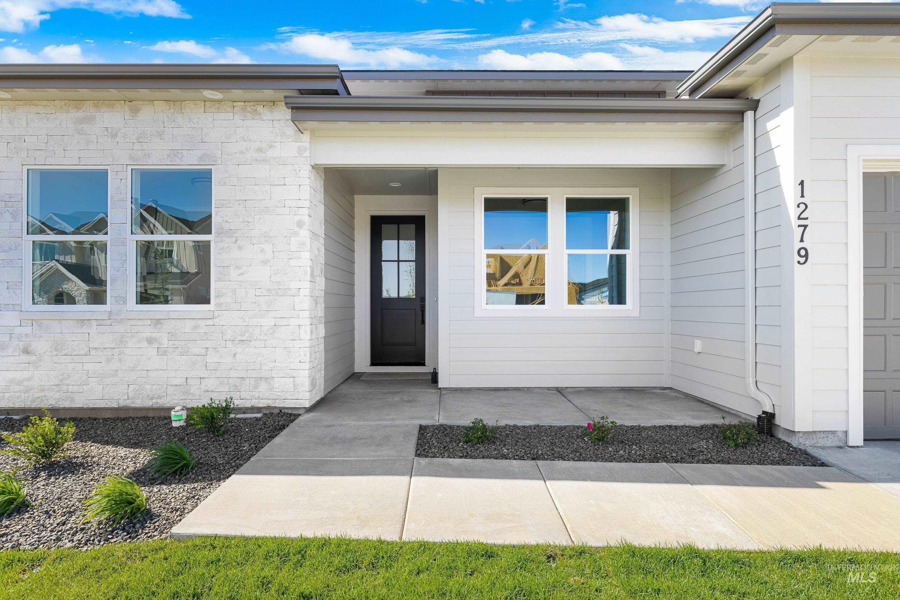 Kuna, Idaho, 83634, United States, 3 Bedrooms Bedrooms, ,Residential,For Sale,1989227