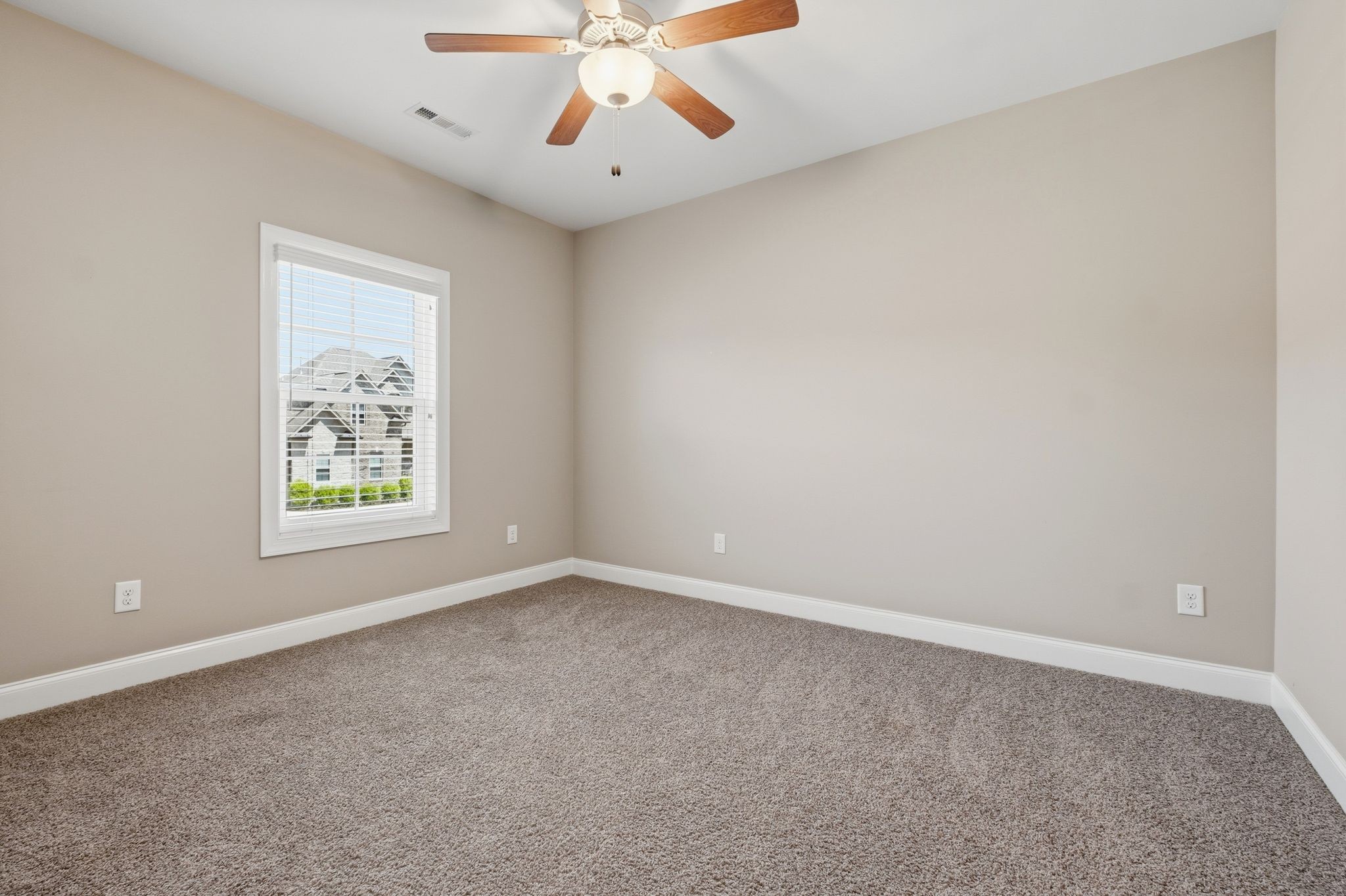  1041 Montrose Dr, Gallatin, TN, 37066 - 物件實景