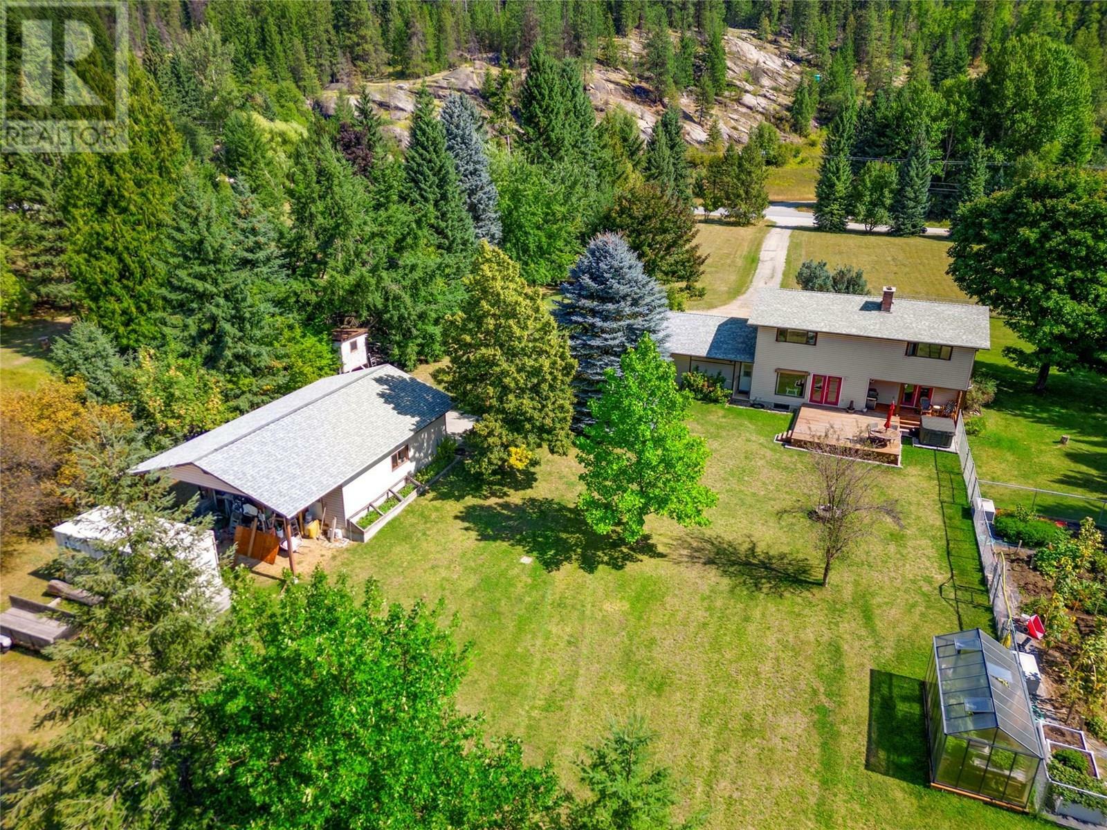 CASTLEGAR, British Columbia, V1N 4S6, CA, 4 Bedrooms Bedrooms, ,3 BathroomsBathrooms,Residential,For Sale,1859816