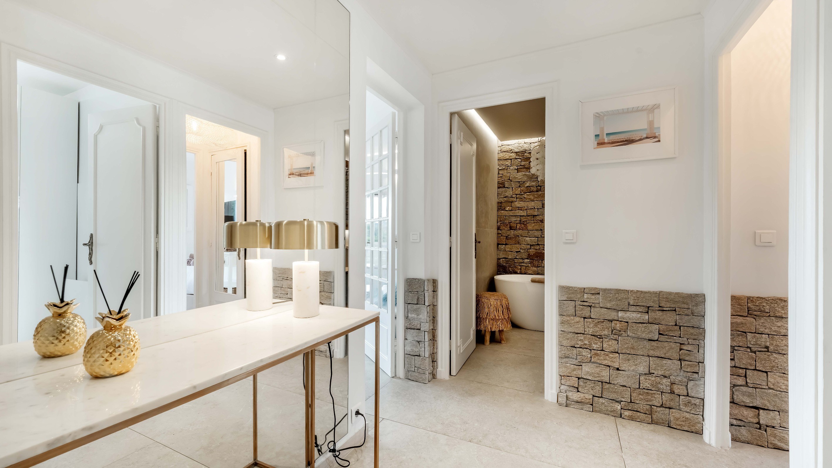  Waterfront 3 bedrooms apartment with private beach access near Saint-Tropez vil… - 物件實景