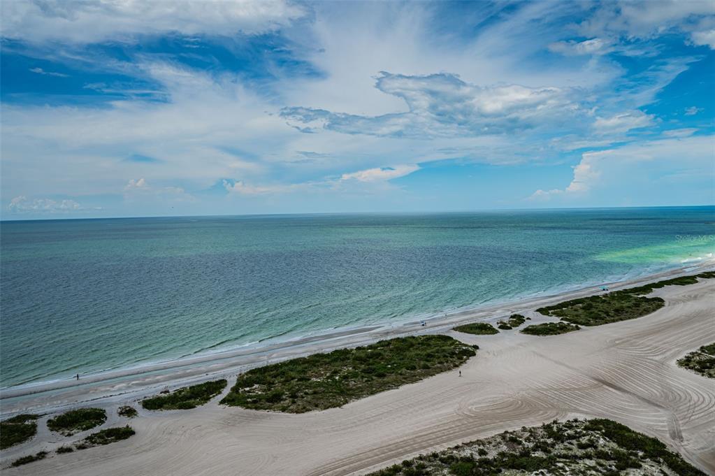 Clearwater Beach, Florida, 33767, United States, 1 Bedroom Bedrooms, ,2 BathroomsBathrooms,Residential,For Sale,1939900