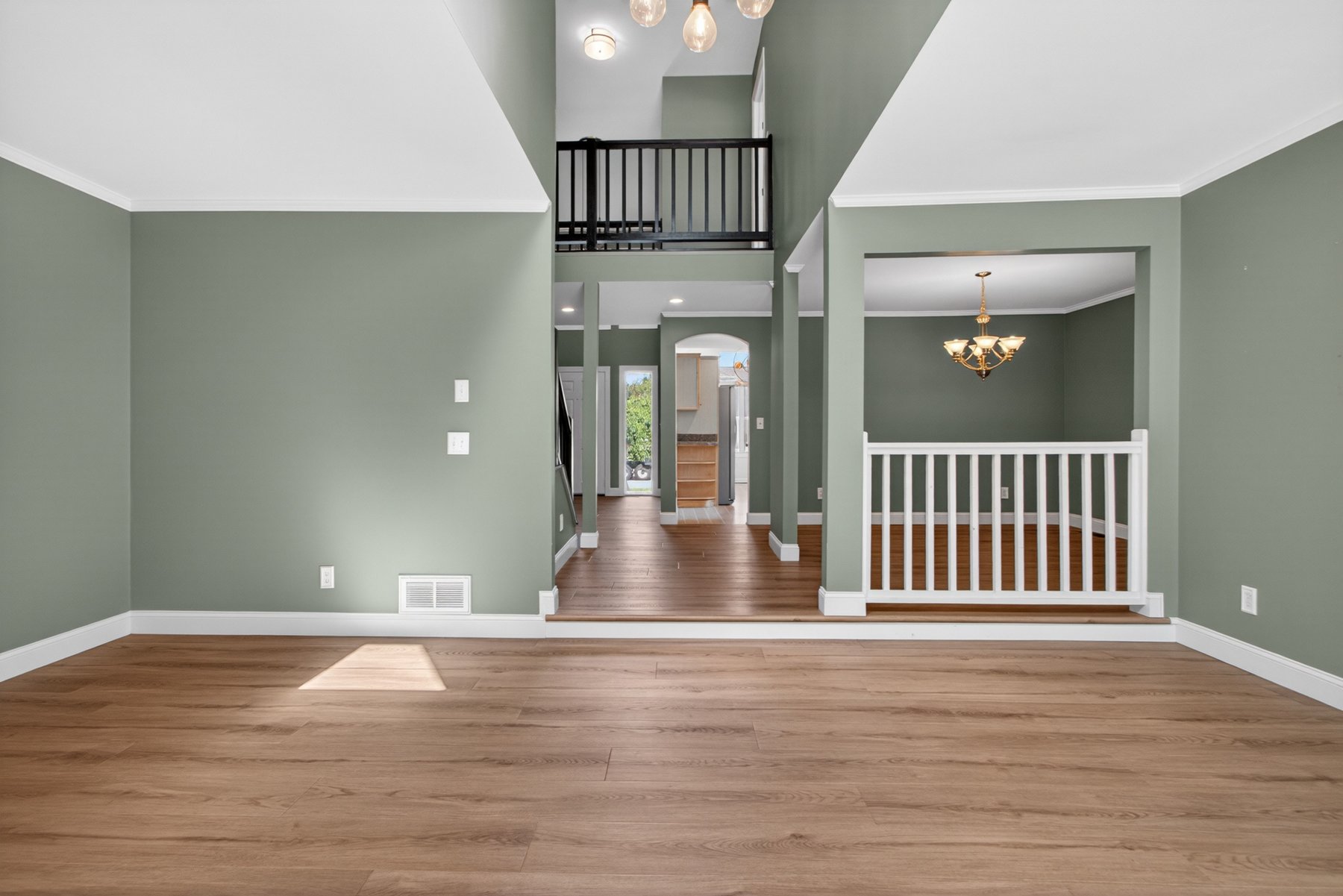  18609 Broadfield Drive - 物件實景