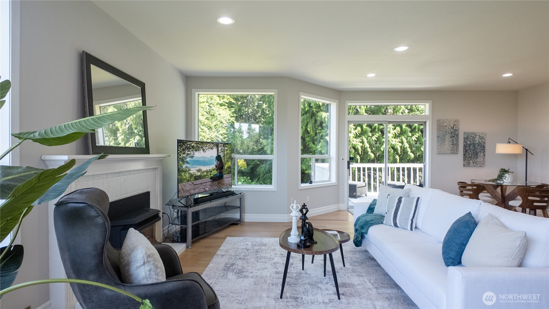 Everett, Washington, 98203, United States, 4 Bedrooms Bedrooms, ,4 BathroomsBathrooms,Residential,For Sale,1841761