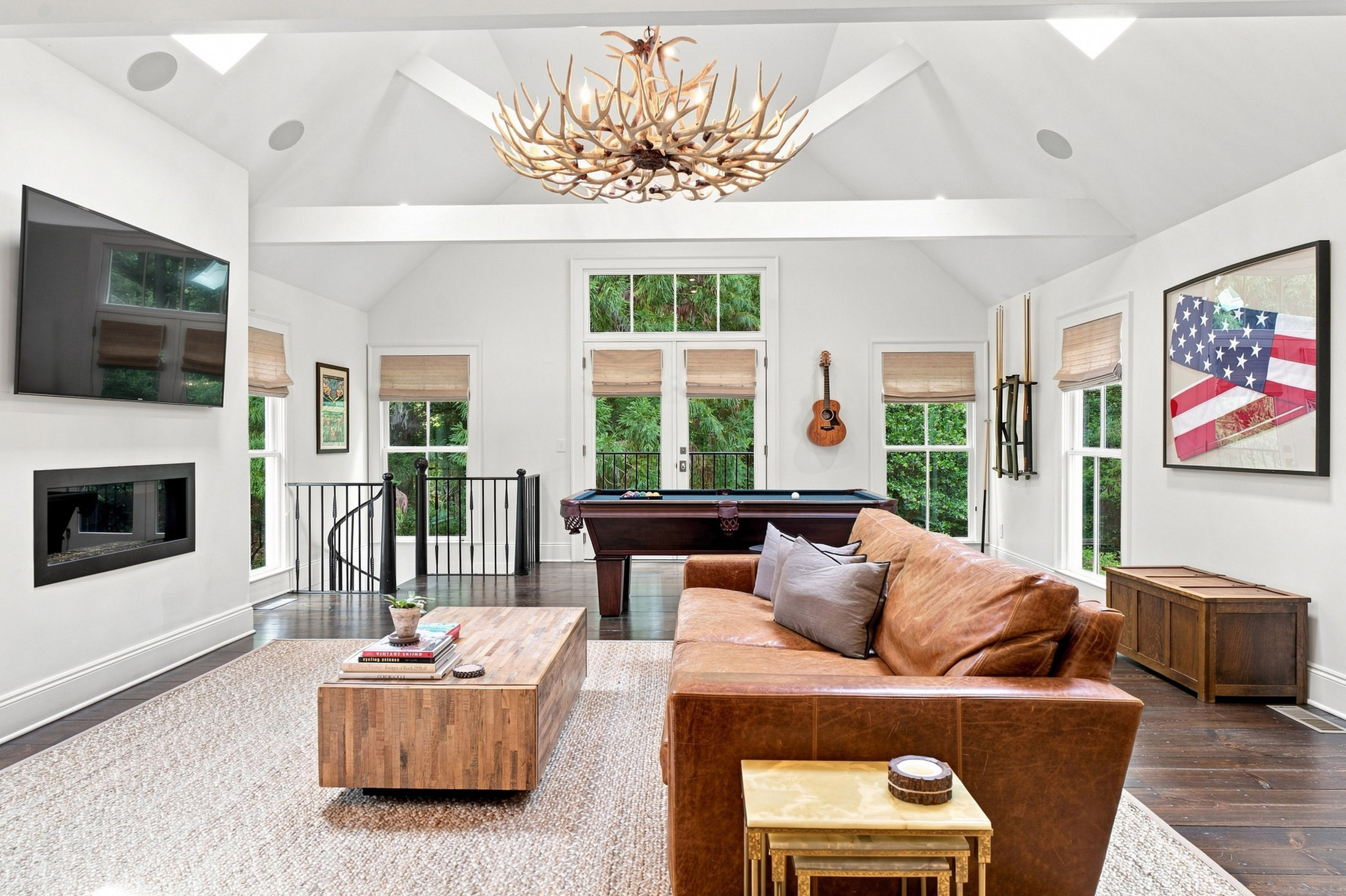  Thoughtfully Designed and Renovated Home in Londonberry Estates - 物件實景