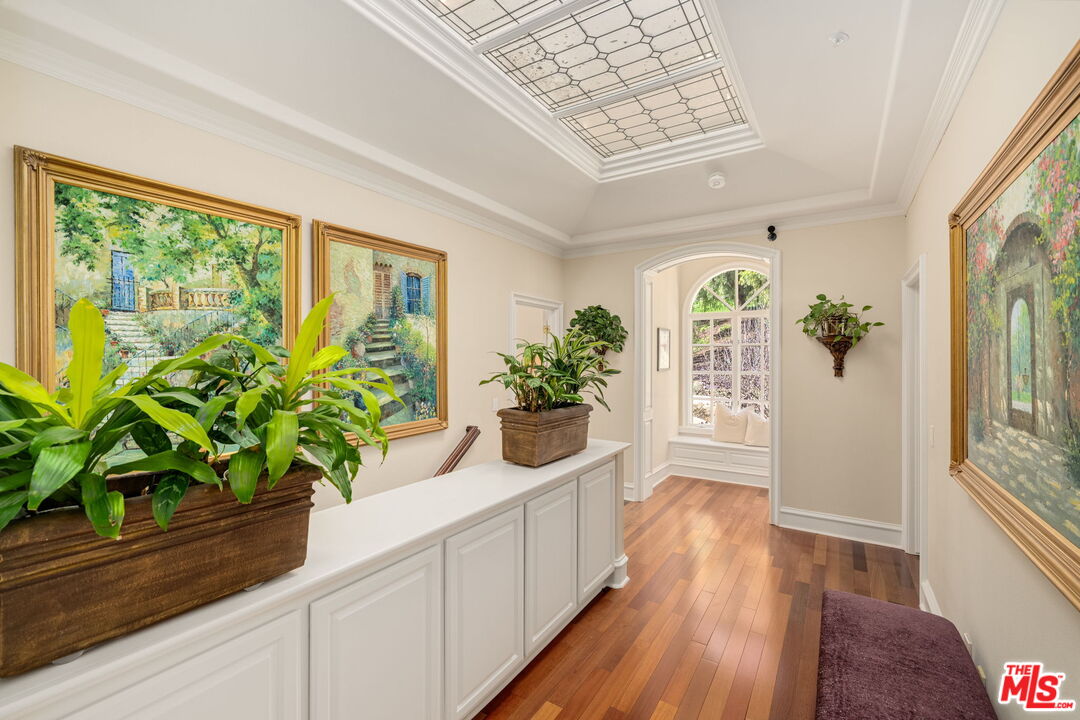 Westlake Village, California, 91362, United States, 7 Bedrooms Bedrooms, ,6 BathroomsBathrooms,Residential,For Sale,2003062