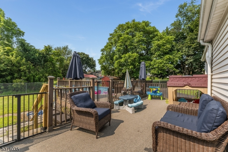 Phillipsburg Town, New Jersey, 08865, United States, 6 Bedrooms Bedrooms, ,4 BathroomsBathrooms,Residential,For Sale,1918649