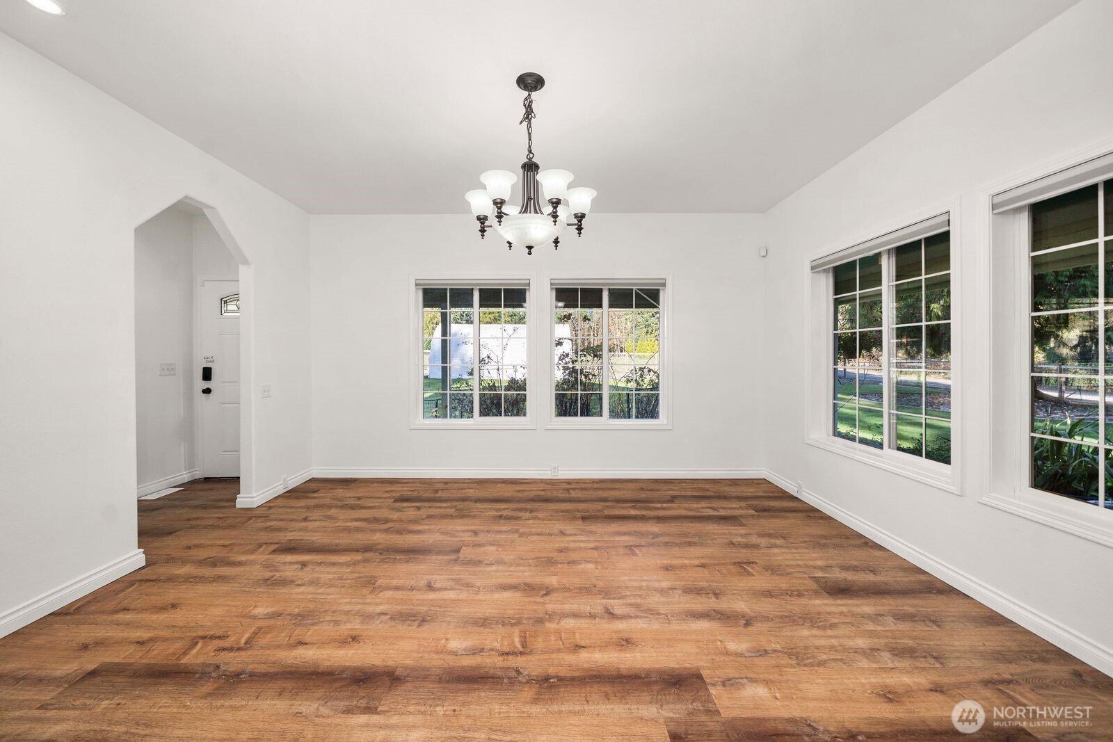 EATONVILLE, Washington, 98328, United States, 4 Bedrooms Bedrooms, ,3 BathroomsBathrooms,Residential,For Sale,1997124