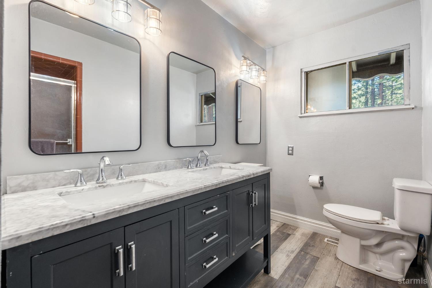 South Lake Tahoe, California, 96150, United States, 3 Bedrooms Bedrooms, ,2 BathroomsBathrooms,Residential,For Sale,1998204